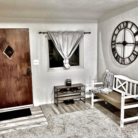 Newly Renovated Cozy Home Minutes From Broadmoor And Downtown Colorado Springs Eksteriør billede